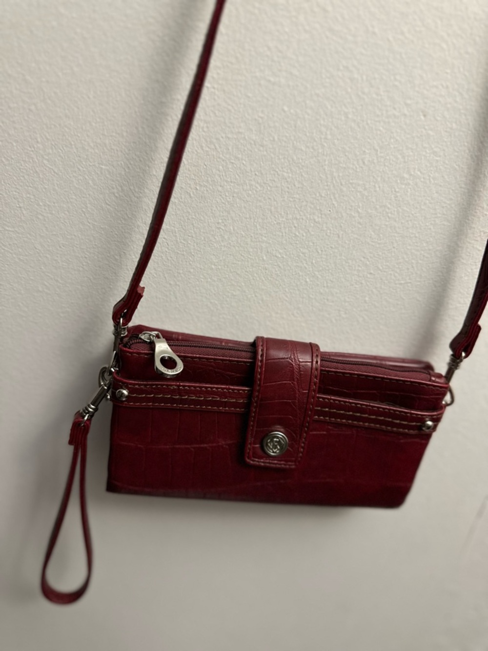 Women's Crossbody Wallet Bag in Deep Burgundy